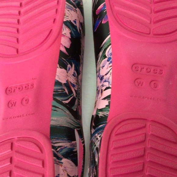 Crocs Sling Back Closed Toe Flats, W9 - Picture 5 of 8